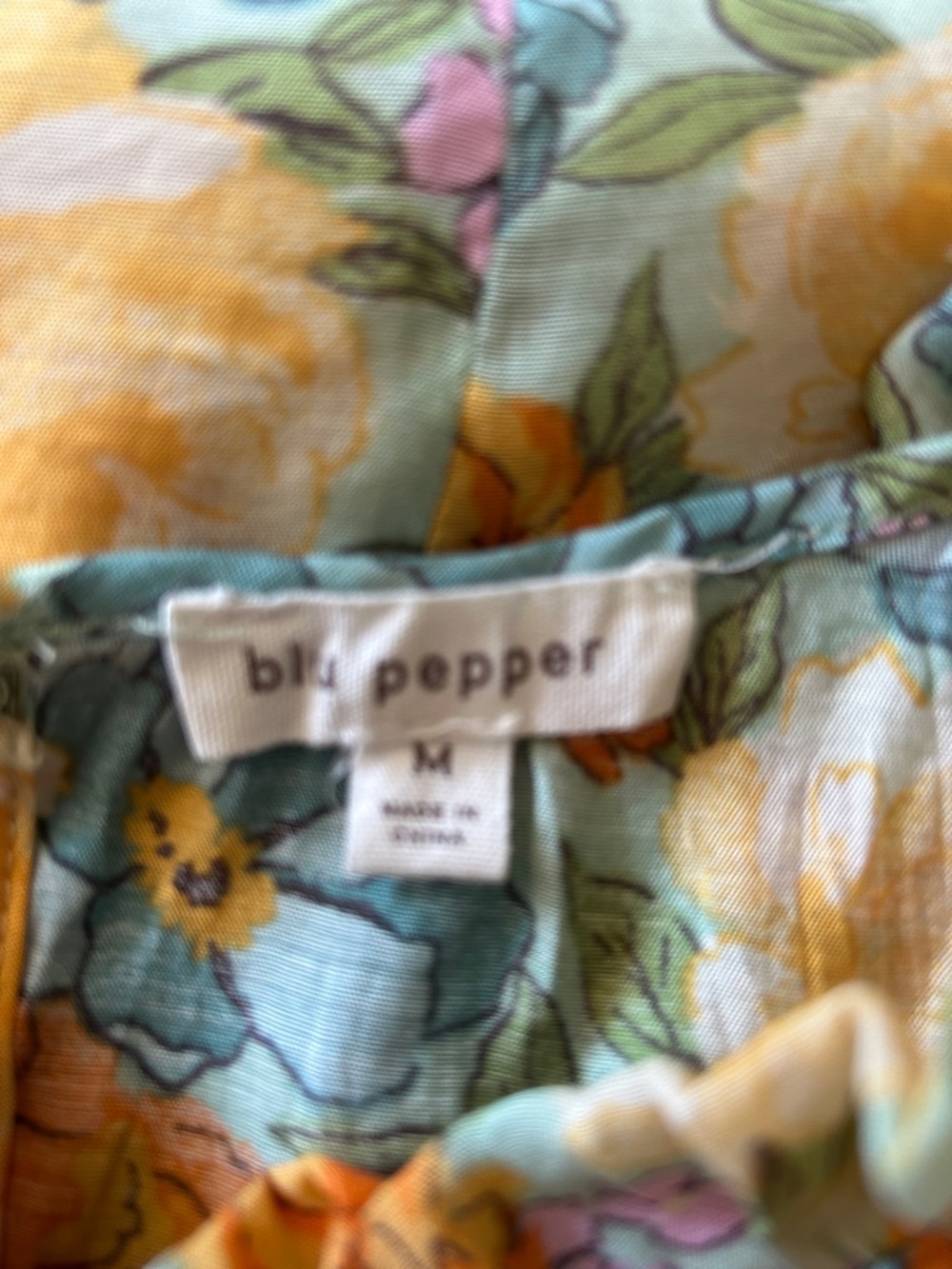 BLU PRPPER SUMMER FLORAL TOP M - Picture 9 of 10